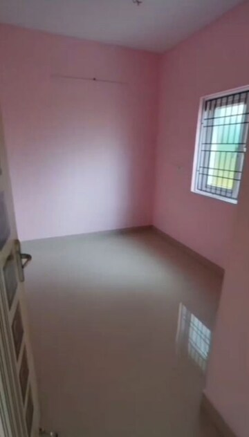Room in 2 BHK Builder Floor at Maraimalai Nagar – for Sale