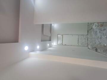 Room in 3.5 BHK Independent House at Palla – for Sale