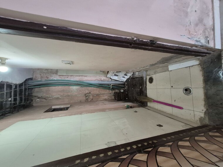 Exterior View, mayur vihar 1.5 Bedroom 430 Sq.Ft. Builder Floor In Mayur Vihar Delhi 10010854