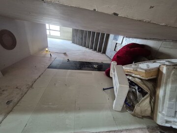 Parking in 1.5 BHK Builder Floor at Mayur Vihar – for Rent