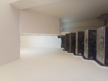 Room in 3 BHK Independent House at Palla – for Sale