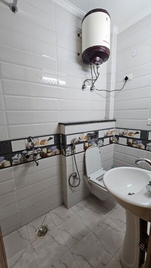 Bathroom in 2 BHK Builder Floor at Saket – for Rent
