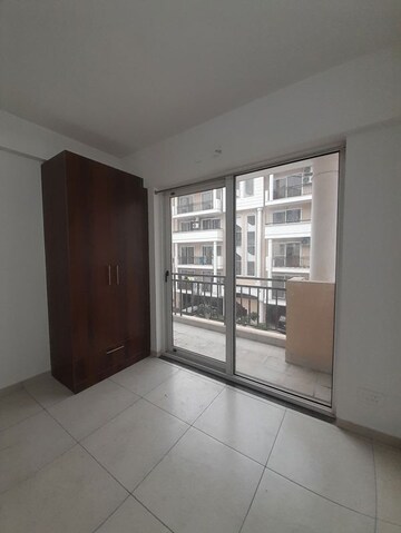 Room in 3 BHK Apartment at Sushma Valencia, International Airport Road – for Rent