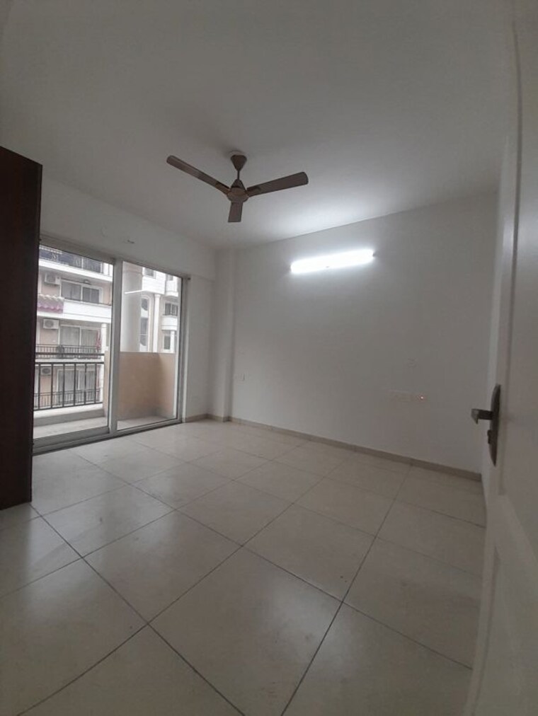 Room, sushma-valencia 3 Bedroom 1800 Sq.Ft. Apartment In International Airport Road Zirakpur 10010875