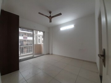 3 BHK Apartment For Rent in Sushma Valencia, International Airport Road