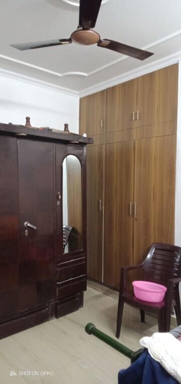 Furnished Amenities in 3 BHK Builder Floor at Vasant Kunj – for Rent