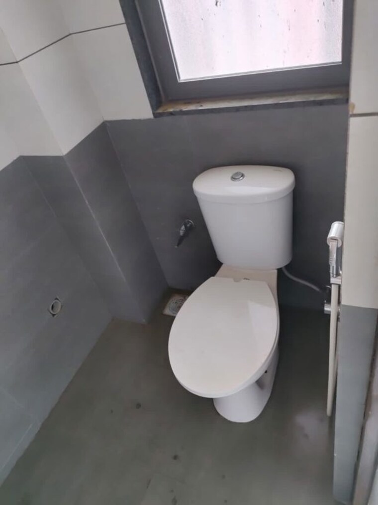 Bathroom, science city Commercial Office Space 600 Sq.Ft. In Science City Ahmedabad 10010903