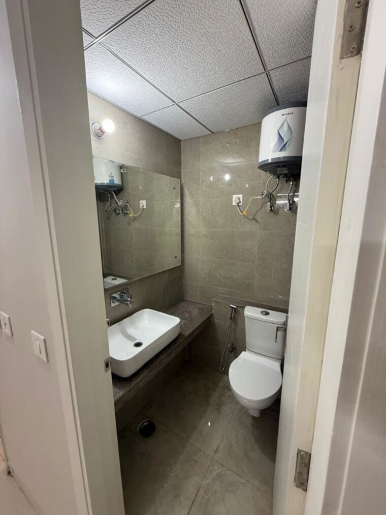 Bathroom, eldeco-live-by-the-greens 3 Bedroom 1404 Sq.Ft. Apartment In Sector 150 Noida 10010914