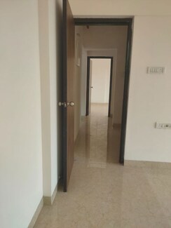 2 BHK Apartment For Rent in Vardhman Grandeur