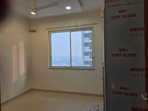 Room in 3 BHK Apartment at Aurobindo The Regent, Kondapur – for Rent