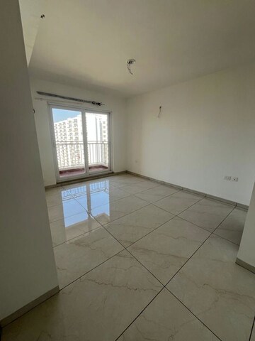 Room in 2 BHK Apartment at Rishita Manhattan, Gomti Nagar – for Sale