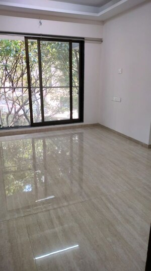 1 BHK Apartment For Rent in Je And Vee Om Trimurti, Malad East