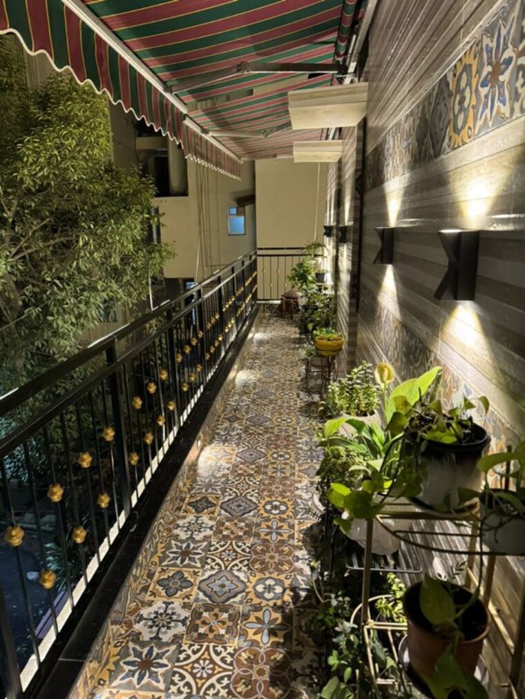 Balcony, vasant kunj 3 Bedroom 1544 Sq.Ft. Builder Floor In Vasant Kunj Delhi 10010964