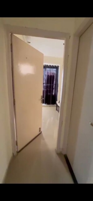 Room in 3 BHK Apartment at Nirala Aspire, Sector 16 Greater Noida – for Rent