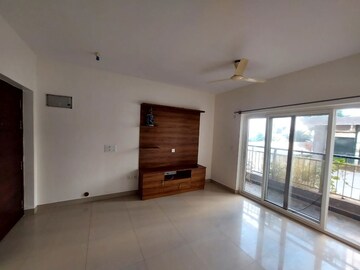 Room in 2 BHK Apartment at SJR Primecorp Parkway Homes, Sarjapur Road – for Sale