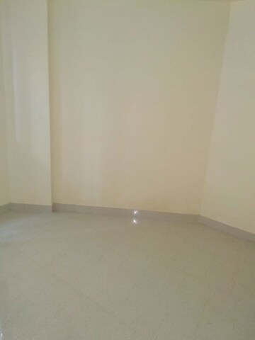 Room in 2 BHK Apartment at Amar Mahal, Chembur – for Sale