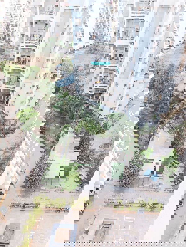 2 BHK + Servant Room 1000 Sq.Ft. Apartment in Rohan Leher