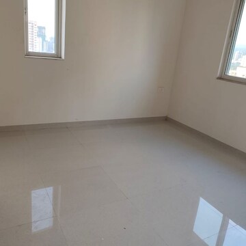 Room in 1 BHK Apartment at Omkar Signet, Kasam Baug – for Rent