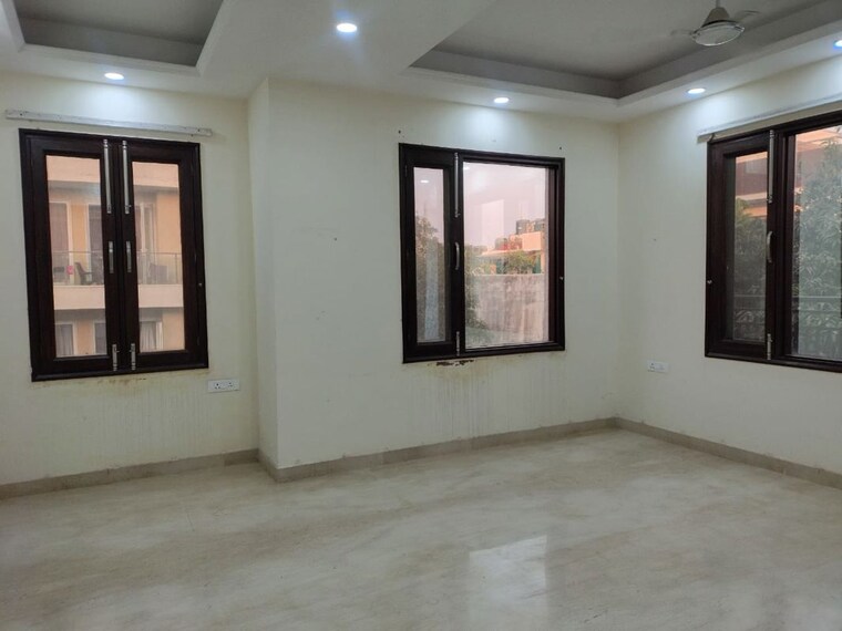 Room, hauz khas 2 Bedroom 500 Sq.Yd. Builder Floor In Hauz Khas Delhi 10011009