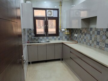 Kitchen in 2 BHK Builder Floor at Hauz Khas – for Rent