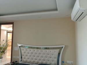 Furnished Amenities in 2 BHK Builder Floor at Hauz Khas – for Rent