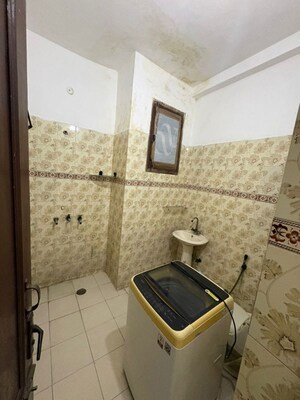 Furnished Amenities in 2 BHK Independent House at RWA Apartments Sector 50, Sector 50 – for Rent