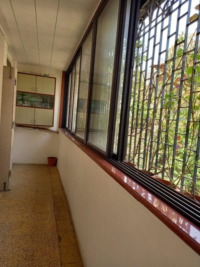 Other, bandra west 1 Bedroom 500 Sq.Ft. Apartment In Bandra West Mumbai 10011033