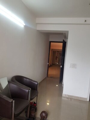 Furnished Amenities in 3.5 BHK Apartment at RG Luxury Homes, Sector 16b Greater Noida – for Rent