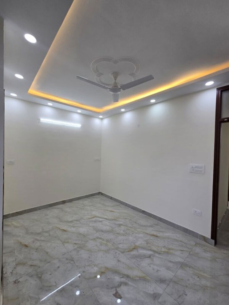 Room, govindpuri 3 Bedroom 810 Sq.Ft. Builder Floor In Govindpuri Delhi 10011061