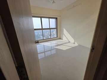 Room in 2 BHK Apartment at Raj Infinia, Malad West – for Rent