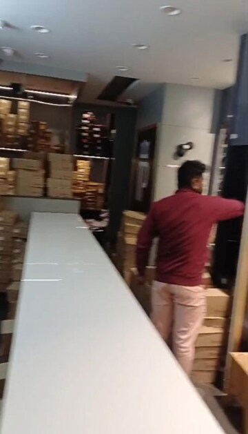 Staircase in  Showroom at Golpark – for Rent