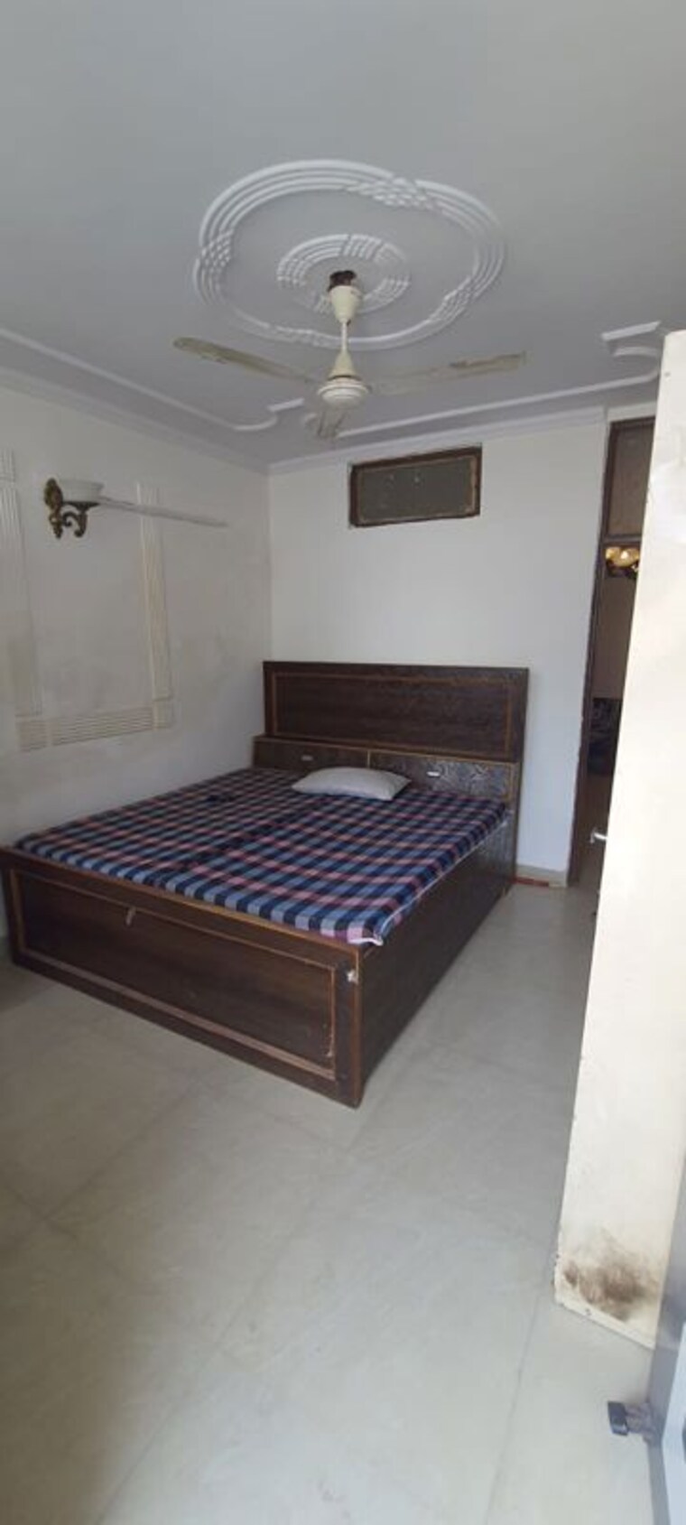 Bedroom, east of kailash 2 Bedroom 1000 Sq.Ft. Builder Floor In East Of Kailash Delhi 10011123