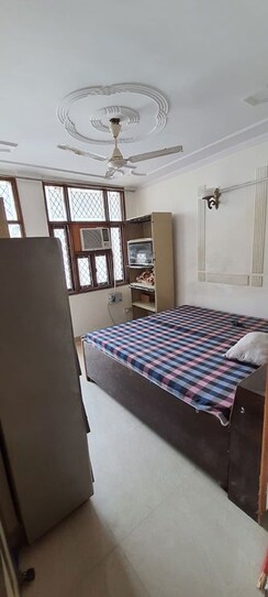 2 BHK + Extra Room Builder Floor For Rent in East Of Kailash