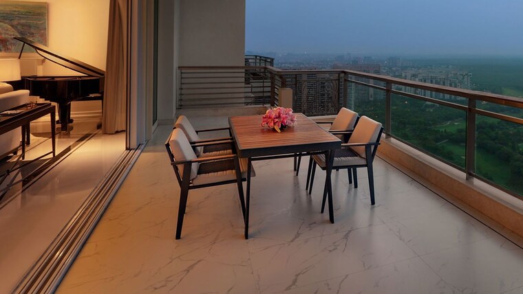 Balcony, dlf-privana-south 4 Bedroom 3577 Sq.Ft. Apartment In Sector 76 Gurgaon 10011127
