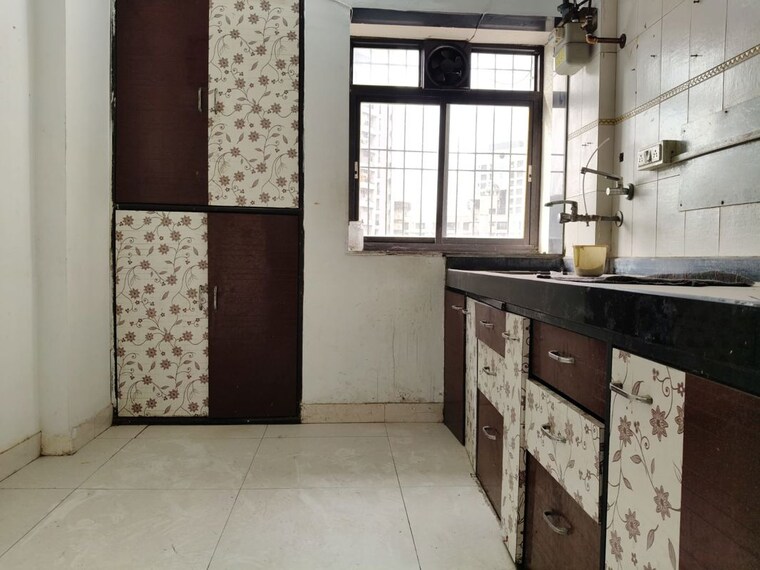 Kitchen, cosmos-regency-kavesar 3 Bedroom 1000 Sq.Ft. Apartment In Kavesar Thane 10011130