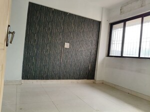 Room in 3 BHK Apartment at Cosmos Regency Kavesar, Kavesar – for Rent