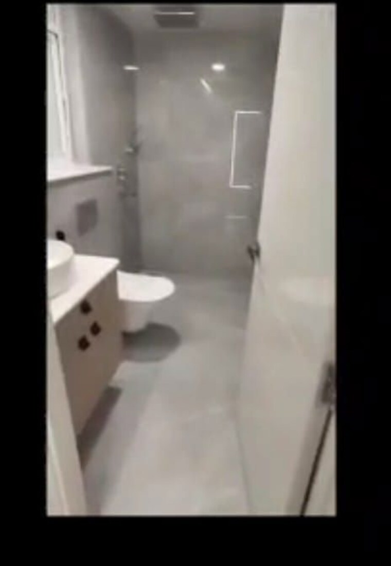 Bathroom, rishita-manhattan 3 Bedroom 1800 Sq.Ft. Apartment In Gomti Nagar Lucknow 10011147