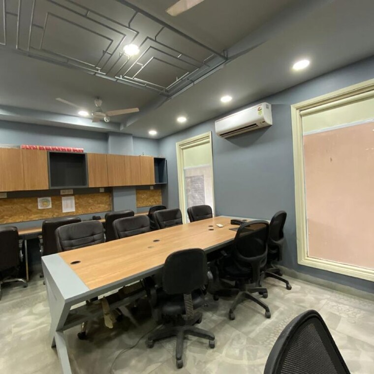 Team Area, chattarpur Commercial Office Space 1125 Sq.Ft. In Chattarpur Delhi 10011153