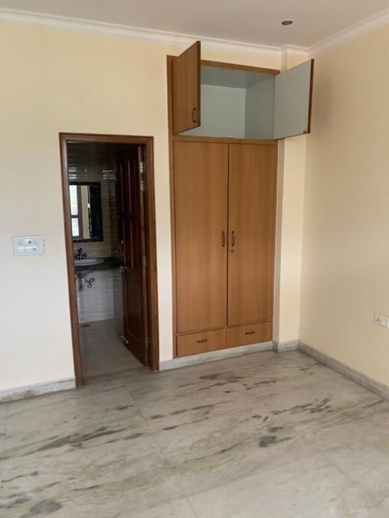 Room, madhur-jivan-apartment 4 Bedroom 1800 Sq.Ft. Apartment In Sector 56 Gurgaon 10011158