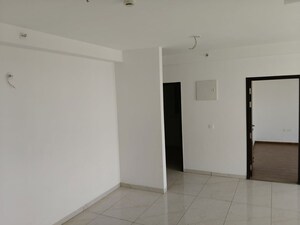 Room in 3 BHK Apartment at Rishita Manhattan, Gomti Nagar – for Sale