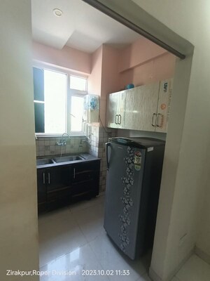 Furnished Amenities in 2 BHK Apartment at Penta Homes, Vip Road – for Rent