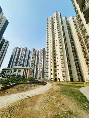 2 BHK Apartment – Exterior View View at Amrapali Dream Valley, Tech Zone 4 Greater Noida - for Sale