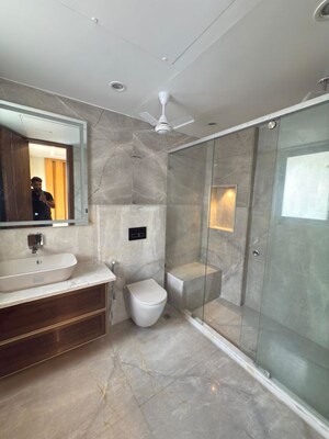 Building Lobby in 4 BHK Builder Floor at Dlf Phase I – for Sale