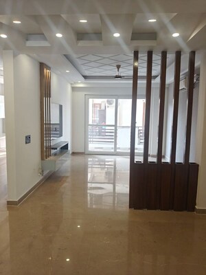 Building Lobby in 4 BHK Builder Floor at Dlf Phase I – for Sale