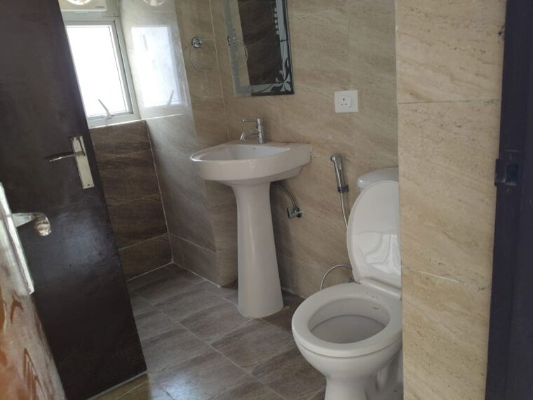 Bathroom, amrapali-dream-valley 2 Bedroom 1215 Sq.Ft. Apartment In Tech Zone 4 Greater Noida Greater Noida 10011198