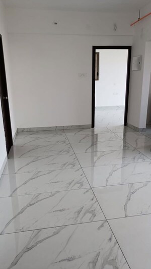 Room in 1 BHK Apartment at Raymond Ten X Habitat, Pokhran Road No Two – for Rent