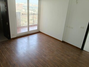 Room in 3 BHK Apartment at Rishita Manhattan, Gomti Nagar – for Sale