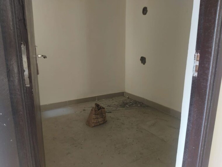 Room, amrapali-dream-valley 3 Bedroom 1360 Sq.Ft. Apartment In Tech Zone 4 Greater Noida Greater Noida 10011238