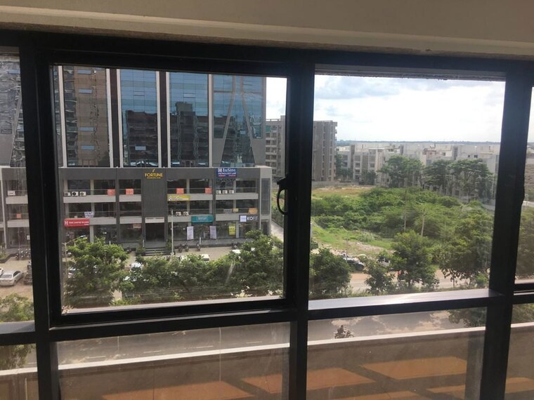 Balcony, science city Commercial Office Space 890 Sq.Ft. In Science City Ahmedabad 10011240