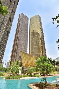 3 BHK + Pooja Room Apartment For Sale in Lodha The Park